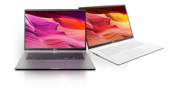 가장 가벼운 노트북으로 기네스북에 등재된 LG 그램 17 이미지. <LG전자 제공>